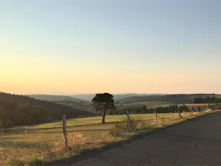 Gîte rénové 2018, au cœur de la nature, activités plein air, 3 chambres, jardin privatif, proche Via Fluvia - Photo 10
