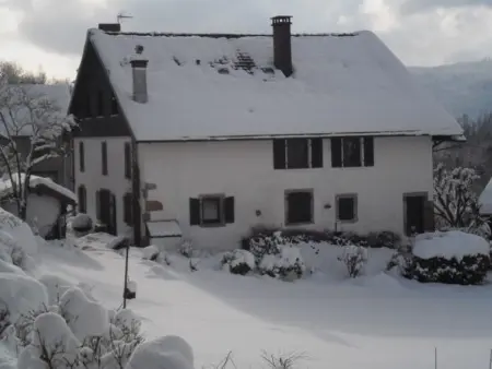 Gîte rénové avec randonnées et ski à proximité, à 6 km de Remiremont - Photo 14
