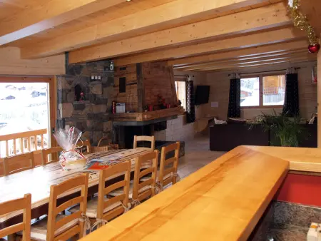 Chalet familial, 5 chambres, hammam, cheminée, près des pistes - Photo 7