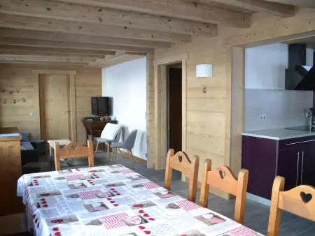 Beau chalet 10 pers. à 20m des pistes, parking privé - Photo 9