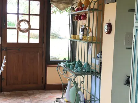 Évasion champêtre : Maison avec piscine, tennis, et étang au cœur de 50 hectares de forêt - Photo 11