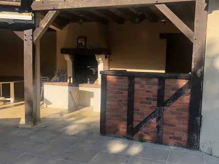 Évasion champêtre : Maison avec piscine, tennis, et étang au cœur de 50 hectares de forêt - Photo 21