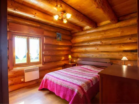 Chalet confortable au bord d'un étang à Dussac - Photo 1