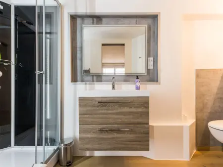 Maison de ville à St Nazaire, près du front de mer, climatisée, 3 chambres avec sdb privatives, WiFi - Photo 4
