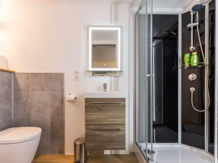 Maison de ville à St Nazaire, près du front de mer, climatisée, 3 chambres avec sdb privatives, WiFi - Photo 7