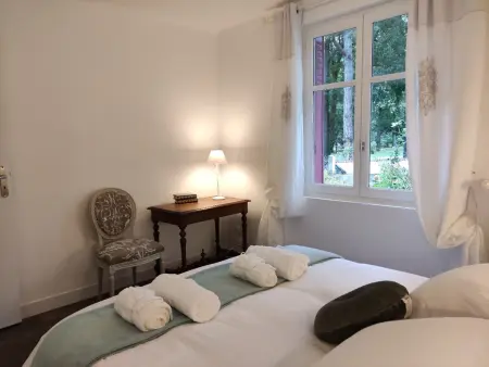 Charmante maison avec jardin en face du parc, proche commerces et attractions touristiques - Photo 11