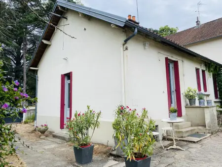 Charmante maison avec jardin en face du parc, proche commerces et attractions touristiques - Photo 17