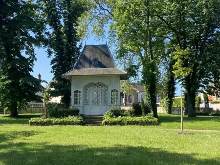 Charmante maison avec jardin en face du parc, proche commerces et attractions touristiques - Photo 20