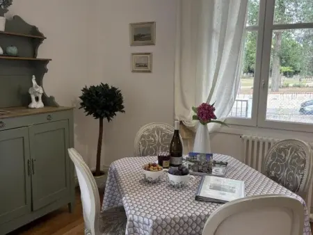 Charmante maison avec jardin en face du parc, proche commerces et attractions touristiques - Photo 27