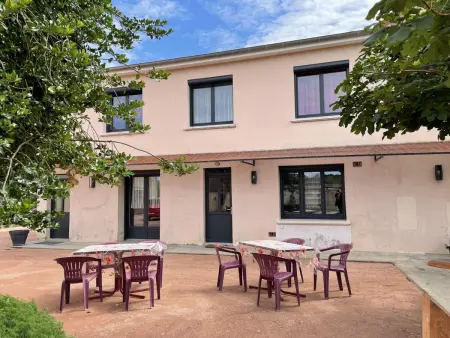 Gîte de Charme Rénové à Pierrefitte-sur-Loire, Vue sur Campagne - Photo 17