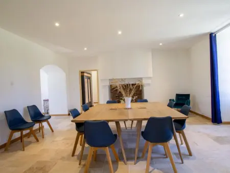 Grande maison rénovée avec piscine privée et parc, idéale pour vacances en famille en Dordogne - Photo 4