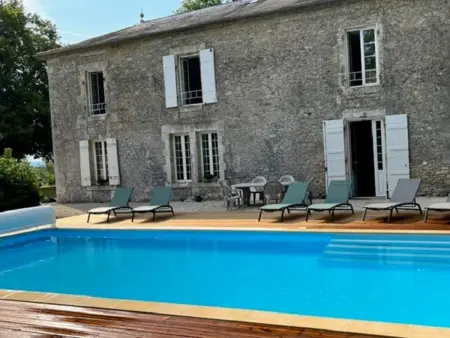 Grande maison rénovée avec piscine privée et parc, idéale pour vacances en famille en Dordogne - Photo 5