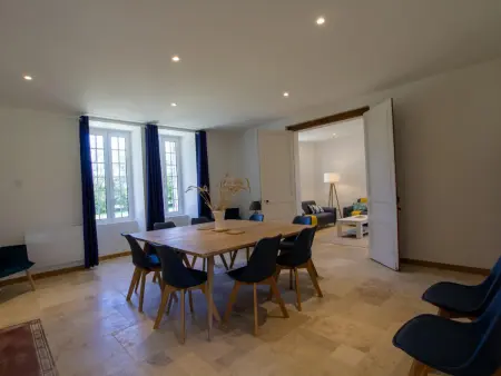 Grande maison rénovée avec piscine privée et parc, idéale pour vacances en famille en Dordogne - Photo 8