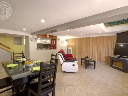 Gîte confortable avec jardin et terrasse privée - Photo 2