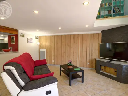 Gîte confortable avec jardin et terrasse privée - Photo 3