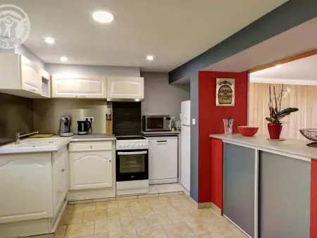 Gîte confortable avec jardin et terrasse privée - Photo 4