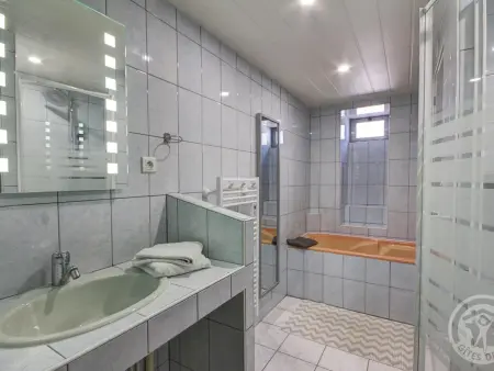 Gîte confortable avec jardin et terrasse privée - Photo 7