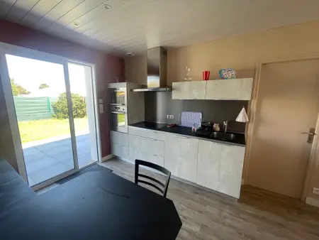 Maison 2 chambres avec jardin et terrasse proche plage - Photo 2