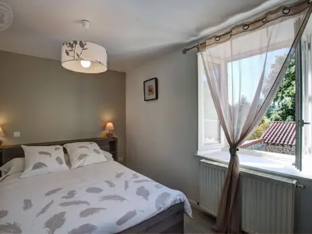 Gîte en Pierre avec Piscine Privée et Terrasse Couverte - Photo 12