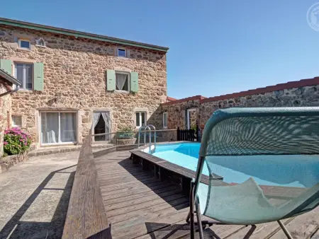 Gîte en Pierre avec Piscine Privée et Terrasse Couverte - Photo 19