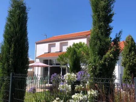 Gîte calme proche mer à Pornic, jardin clos, accessible PMR, visite ferme, wifi, équipement bébé - Photo 15