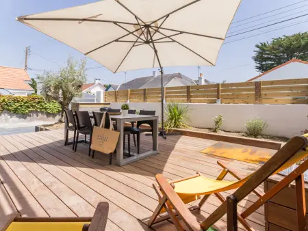 Gîte cosy bord de mer avec spa à 5 min de la plage et commerces, 2 terrasses, idéal famille et bébé - Photo 8
