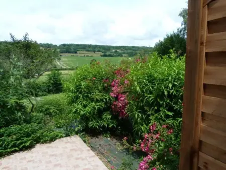 Maison de charme en pierres, 5 chambres, jardin clos, terrasse, calme, ping-pong, proche loisirs. - Photo 16