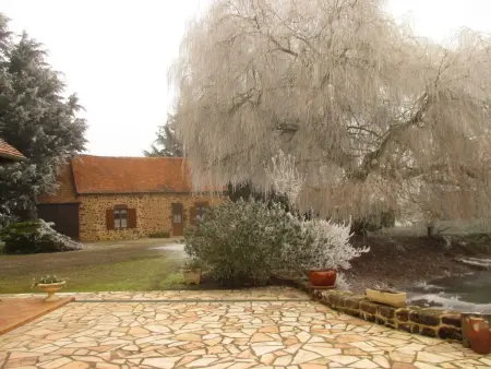 Maison de campagne au calme, jardin, cheminée, proche village et loisirs - Photo 10
