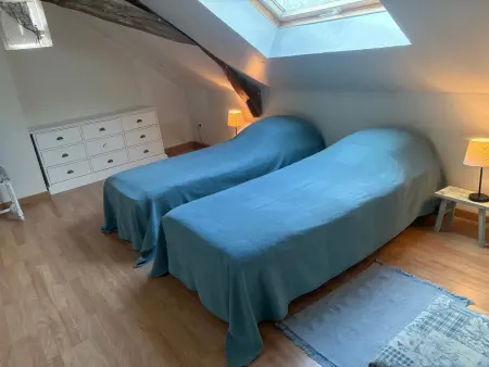Gîte spacieux rénové en 1850 avec grand jardin, terrasse, jeux pour enfants et équipements modernes ! - Photo 10