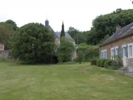 Gîte spacieux rénové en 1850 avec grand jardin, terrasse, jeux pour enfants et équipements modernes ! - Photo 11