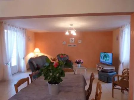 Fermette rénovée avec terrasse, internet et garage près de Vallon-sur-Gée - Photo 1