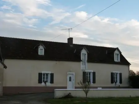 Fermette rénovée avec terrasse, internet et garage près de Vallon-sur-Gée - Photo 4