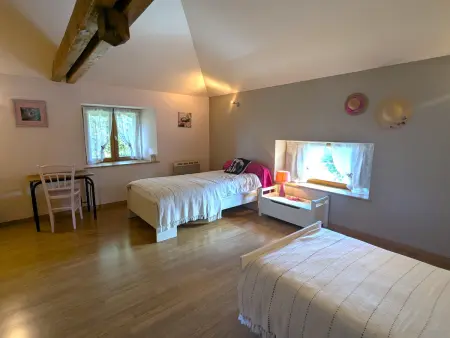 Gîte familial calme avec jardin, wifi et équipements bébé, animaux acceptés - Photo 5
