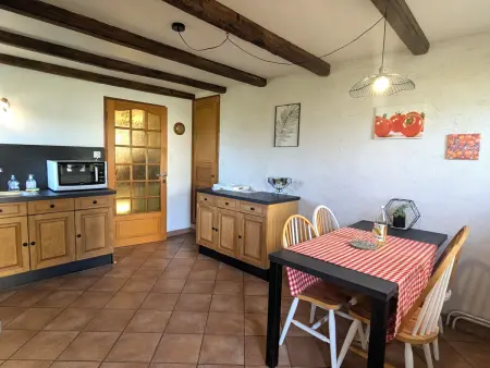 Gîte familial calme avec jardin, wifi et équipements bébé, animaux acceptés - Photo 6