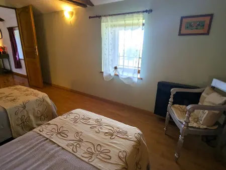 Gîte familial calme avec jardin, wifi et équipements bébé, animaux acceptés - Photo 27