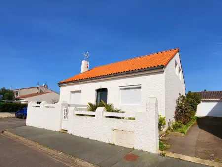 Maison Rénovée 5 Chambres, WiFi, Parking, à 800m du Marché et 1km Plage - Photo 23