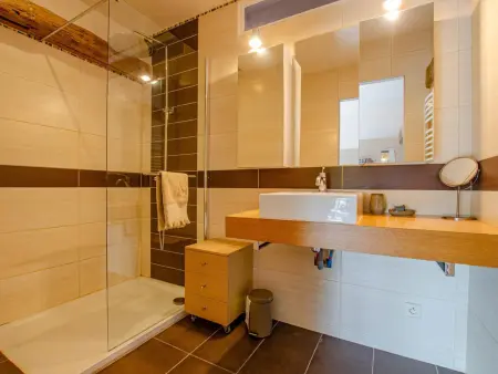 Gîte charmant avec sauna et jacuzzi, 2 chambres - Photo 13