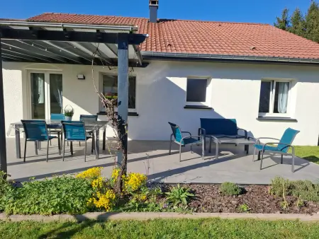 Maison de camp. plain-pied avec jardin, 2 chambres, terrasse couverte, proche Gérardmer et Saint-Dié - Photo 1