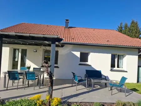Maison de camp. plain-pied avec jardin, 2 chambres, terrasse couverte, proche Gérardmer et Saint-Dié - Photo 2
