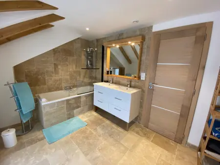Gîte spacieux 10 pers à Vagney - Sauna, jeux, proche Gérardmer - Photo 4
