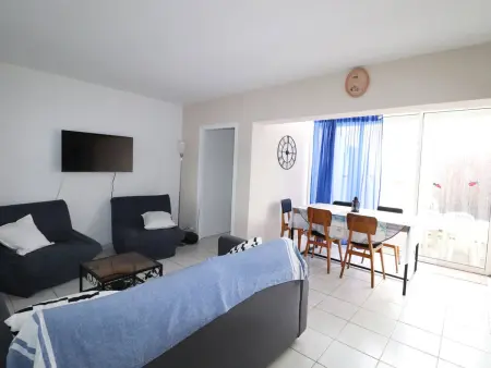 Maison Méditerranéenne 60m² avec Patio et Parking Privé, à 5min de la Plage, 3 Pièces Confortables - Photo 3