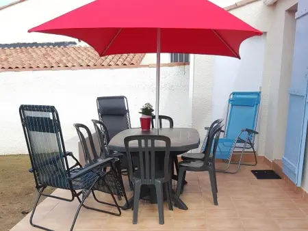 Charmant pavillon avec jardin clos, terrasse, et tout confort, à 950m de la plage des Sables-d'Olonne - Photo 9
