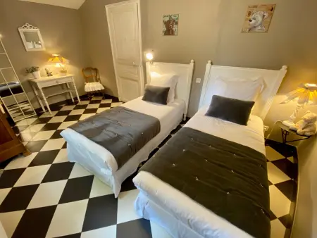 Gîte de charme avec piscine chauffée et WiFi - 2 chambres - Photo 9