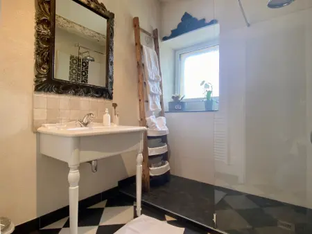 Gîte de charme avec piscine chauffée et WiFi - 2 chambres - Photo 10