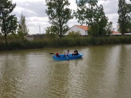 Charmante Grange Rénovée avec Piscine et WiFi, Gite 5 personnes à Villeneuve en Retz - Photo 19