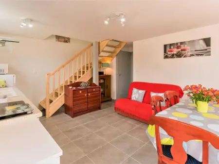 Maison mitoyenne cosy à 200m de la mer avec terrasse, wifi et équipements bébé - Photo 5