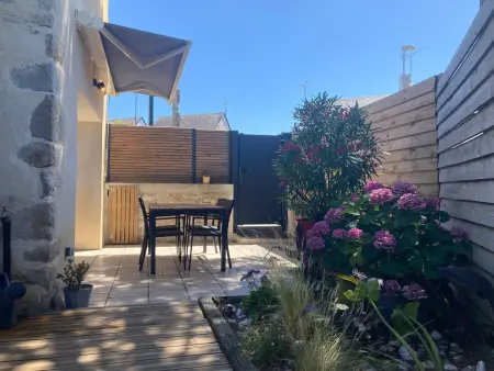 Charmante maison rénovée au calme avec jardin privatif, à 500m des plages et proche commerces - Photo 10