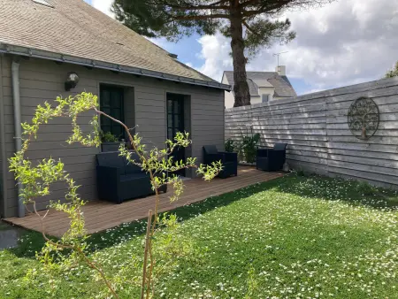 Charmante maison rénovée au calme avec jardin privatif, à 500m des plages et proche commerces - Photo 11