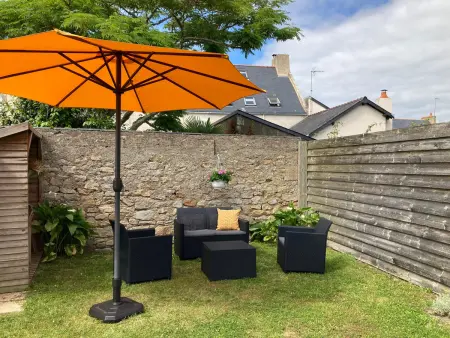 Charmante maison rénovée au calme avec jardin privatif, à 500m des plages et proche commerces - Photo 14