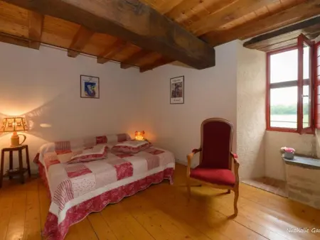 Maison de Campagne Spacieuse avec Piscine Privée et Jardin Clos - Photo 3